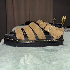 Doc martens sandals